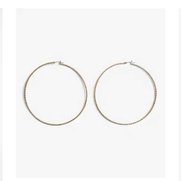 NEW EXPRESS Large Gold Tone Hoop Earrings - Picture 3 of 6